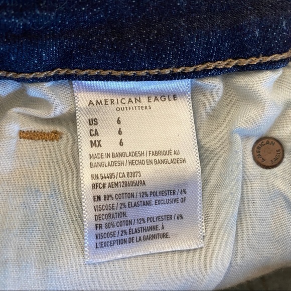 American Eagle Curvy Hi-Rise Denim Short Short 6 - Picture 6 of 6